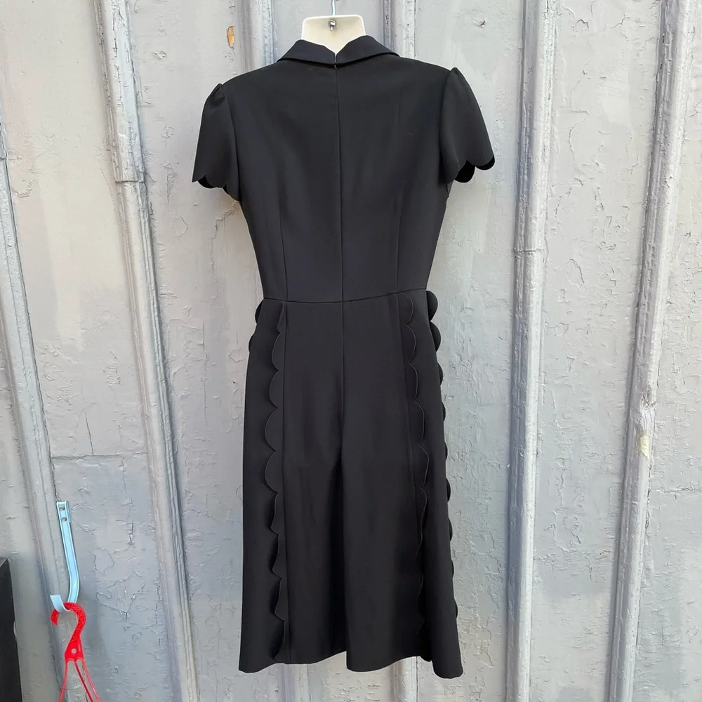 Valentino scalloped detail dress, size 8 - Picture 2 of 8